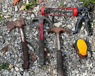  2 Hammers & an 8lbs Sledge Hammer