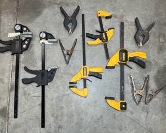  5 Ratchet Bar Clamps & 5 Squeeze Clamps. - 3 Dewalt Ratchet Bar Clamps - Two 12" and 6"
- 2 Pittsburgh Ratchet Bar Clamps - 12"
- 3 Metal Squeeze Clamps
- 2 Plastic Squeeze Clamps