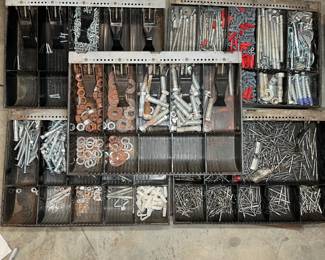 5 Drawers with Fasteners