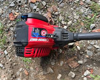 TroyBilt Gas Powered Trimmer & Trimmer String