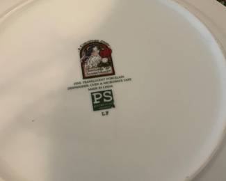 Portmeirion Studio Twas the Night before Christmas Story Susan Winget Dinnerware Set