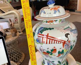 20th Century Chinese Porcelain Vase Children Playing with Lid -  Set of 2 - 