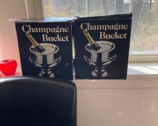 Vintage Leonard  Silver Plate Trophy Footed 10" Champagne Wine Ice Bucket Chiller