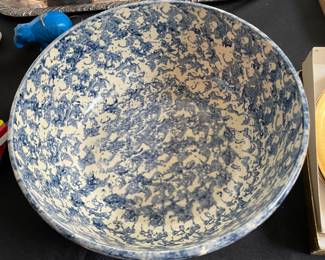 Buttermilk Acres Stoneware Blue Spongeware Serving Bowl 