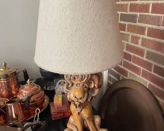 MCM Ceramic Lion Table Lamp