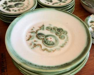 Ma Hadley Pottery Pear & Grape Dinnerware Large Collection 