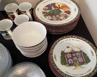 Portmeirion Studio Twas the Night before Christmas Story Susan Winget Dinnerware Set