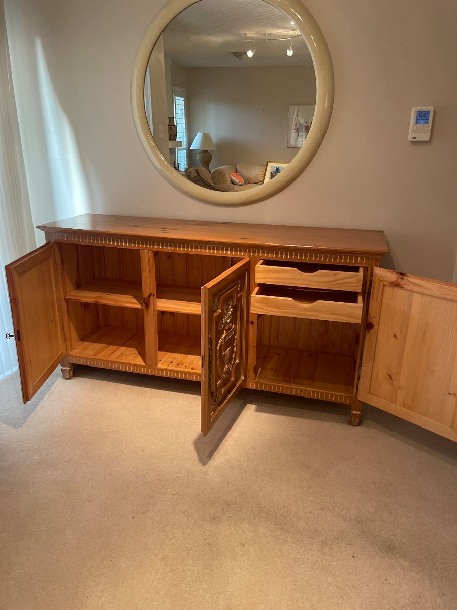 One Day Only! Creve Coeur Condo Sale starts on 12/9/2023