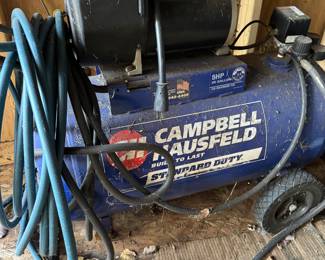 5HP air compressor with some attachments 