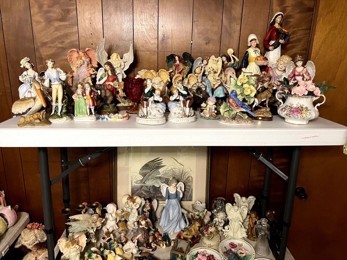 Premier Collector's Estate Sale in Fairburn starts on 10/28/2023