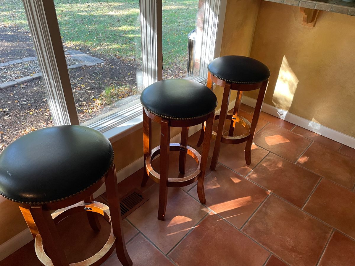 Beautiful Brittany Hills Estate Sale!! Also... starts on 10/25/2023