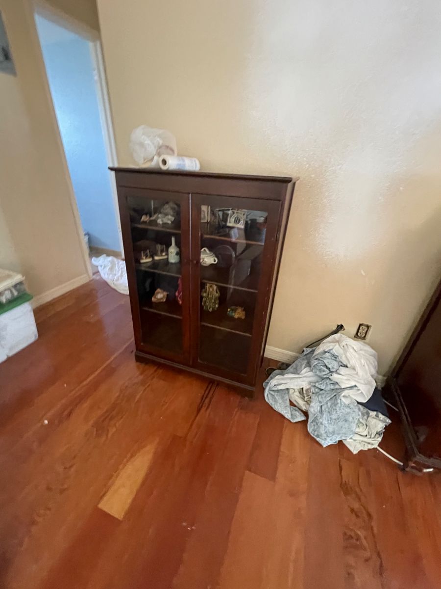 Longwood Estate Sale Tools, Vintage, Video... starts on 11/9/2023