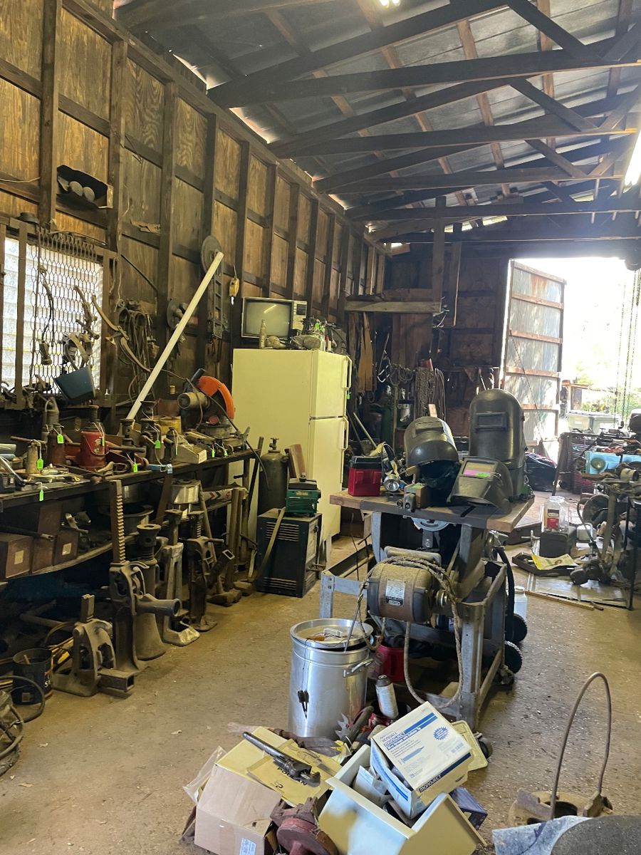 Estate/Barn Sale in Bay AL starts on 10/26/2023