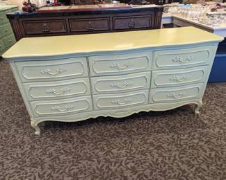 Dresser MCM pale green. Divine