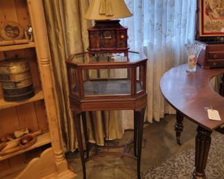 Special vitrines to show off your treasures