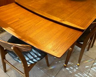 Danish Teak Dining Table w/hidden leaves & 6 Chairs -Povl Denisen