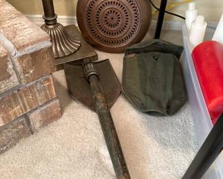 Army Shovel
