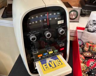 Vintage Aquatron vx-33  radio/8 track player