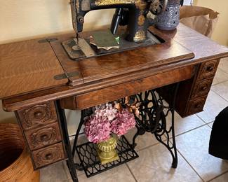 Antique Singer Treadle Machine