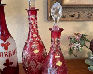 Bleikistall Cranberry Decanters