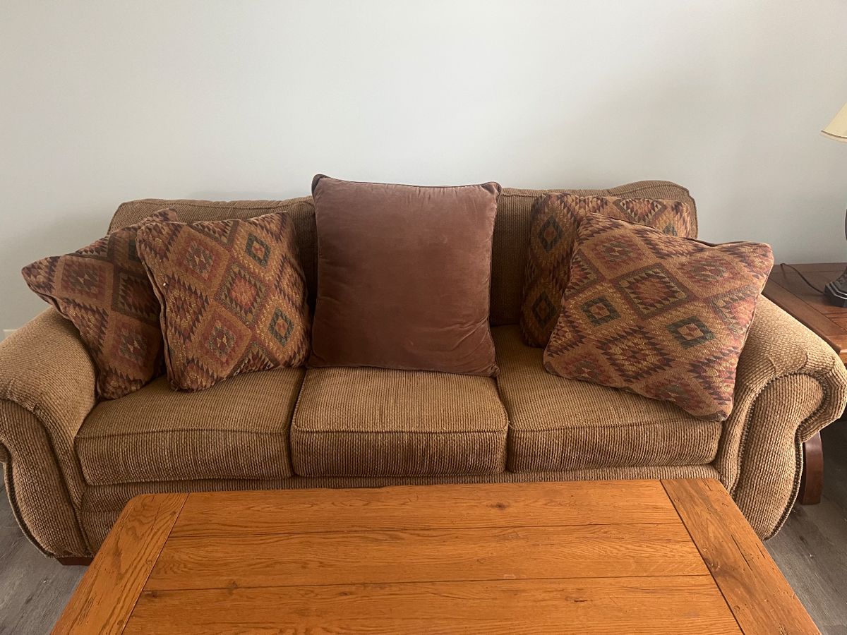 Cait's Lockport Estate Sale 50 Off Saturday! starts on 10/27/2023