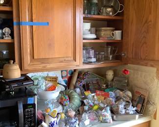 Vintage baking goodies