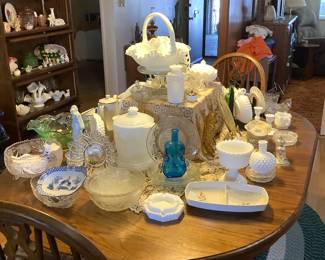 Dining room table with six matching chairs