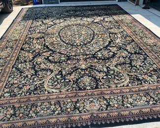 12x18 hand knifes wool rug