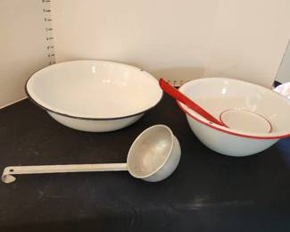 Enamelware basins and dippers