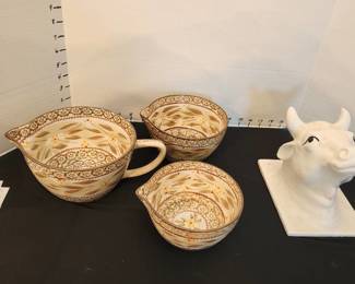 Temp-tations 3pc mixing bowls with bull towel or apron holder