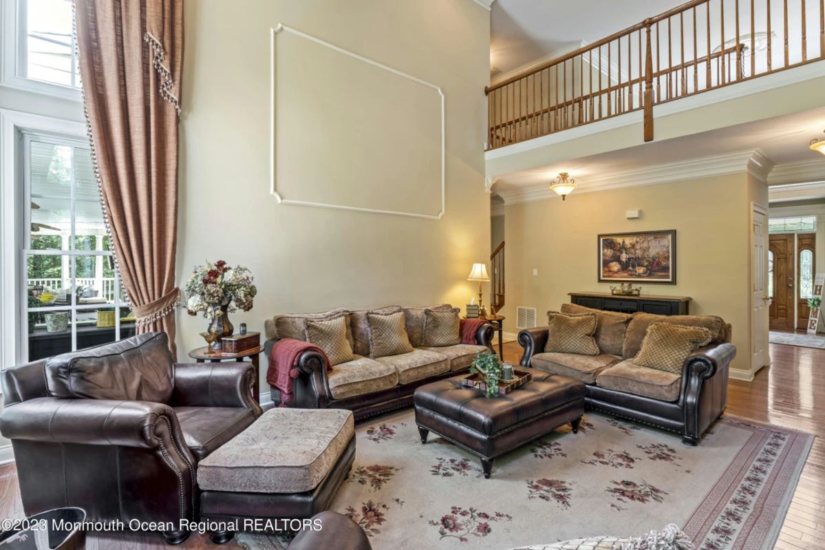 Marlboro High End Estate Sale Furniture,... starts on 11/11/2023