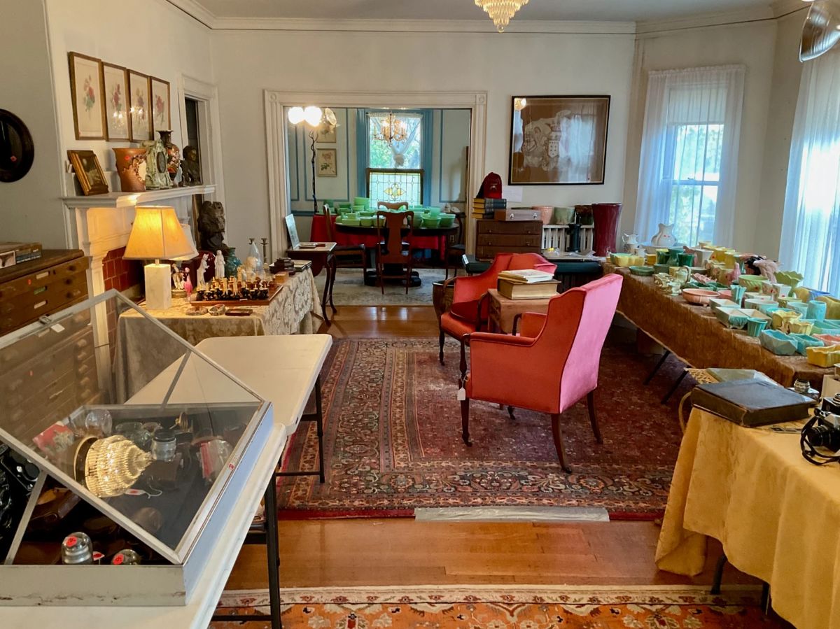MELROSE ESTATE SALE/ PSE in Melrose, MA starts on 10/27/2023