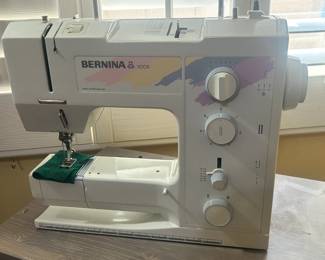 Bernina 1005 Sewing Machine