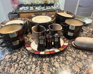 Pfaltzgraff Taos Dish Set 