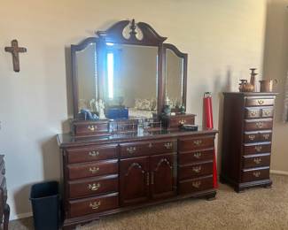 Sumter Cabinet Co Dresser with Mirror 