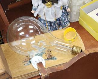 Giant GE Light bulb . Got an idea?