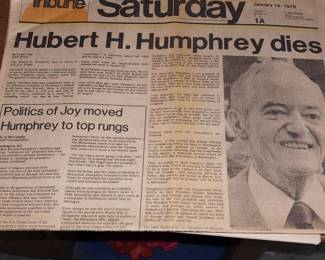 Political & Sports Newspapers 1970 to 2000: Take whole group. NIXON OUSTED- OBAMA MAKES HISTORY- BEATLES FINAL- KIRBYS HOME RUN-Etc Etc 55 pcs. 