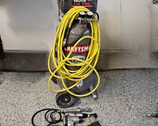 Craftsman Air Compressor 150 PSI - 1.1HP - 17 Gallon - Comes with Impact Guns and Pneumatic Wrench