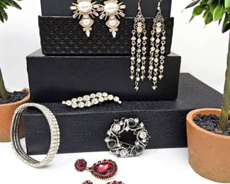 Lot of Sparkly Rhinestone Dressy Jewelry in Silver and Gold Tones - Earrings, Brooches & Bracelet