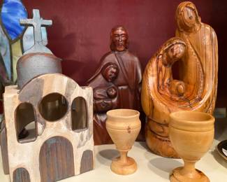 Holy family hand carved wooden figurines, stoneware chapel made in Cocotzin 