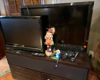 Electronics, 5 TV, DVD, Bose Speakers and Subwoofers, 