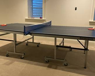 Brunswick Smash Ping Pong Table. Photo 1 of 3.