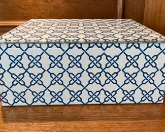 Mandarine Sourced Graphic Lidded Glass Box. Measures 10" x 8" x 4" H.