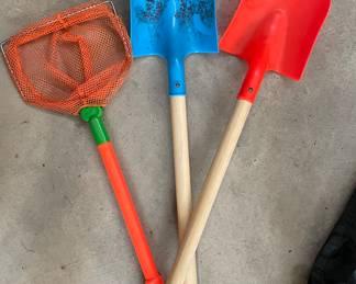 Toy Shovels & Net.