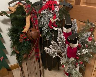 Decorated Sleds for your front door 