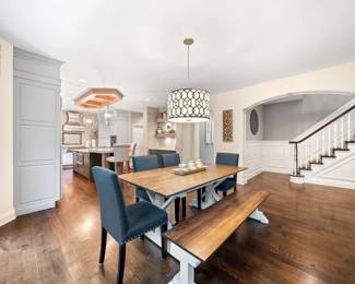 Dining Table w/ 4 Chairs and Bench 