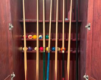 Pool Cues and Balls 