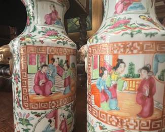 Rare early 19th C Rose Medallion vases