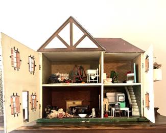 Inside Doll House 
