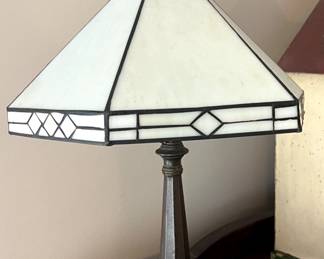Tiffany Style Lamp